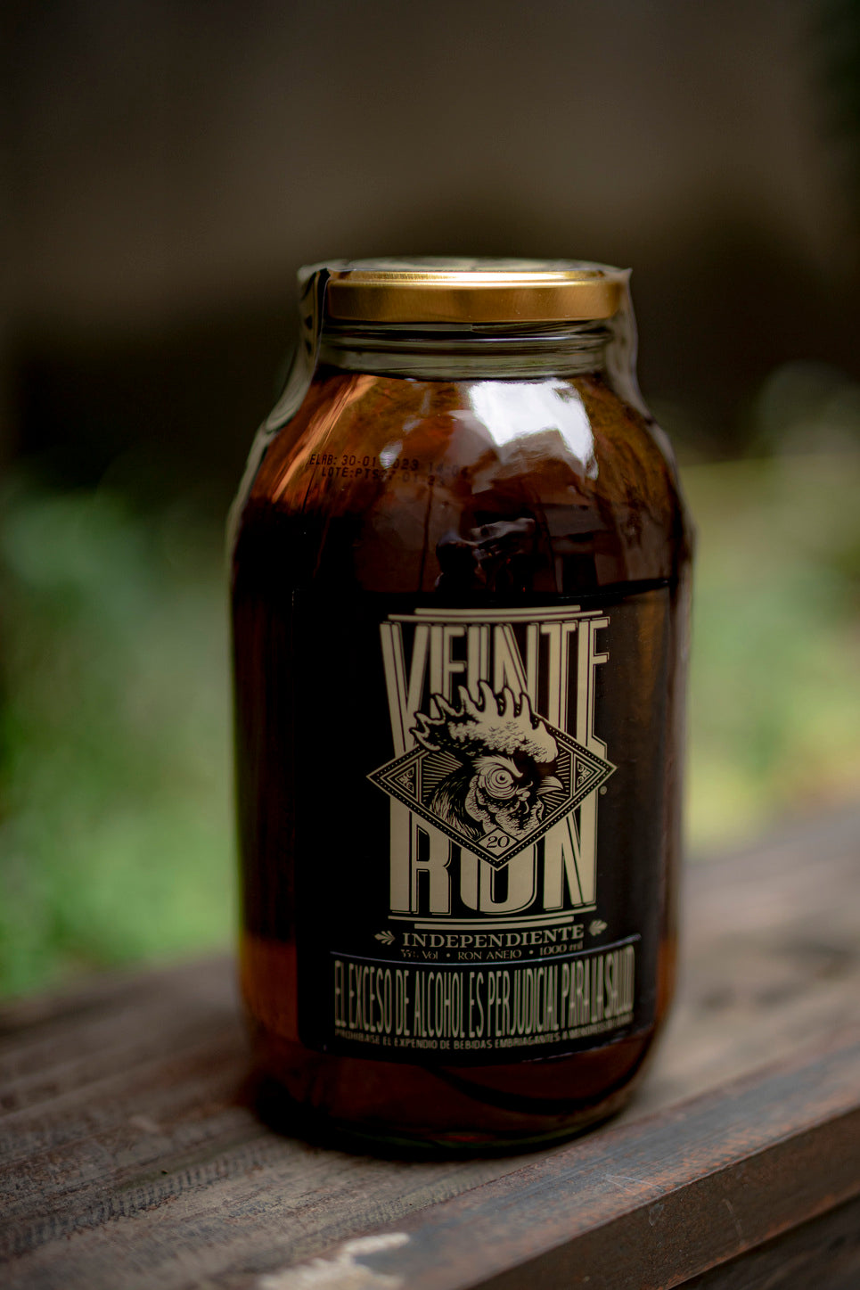 Veinte Ron Independiente (1000ml)